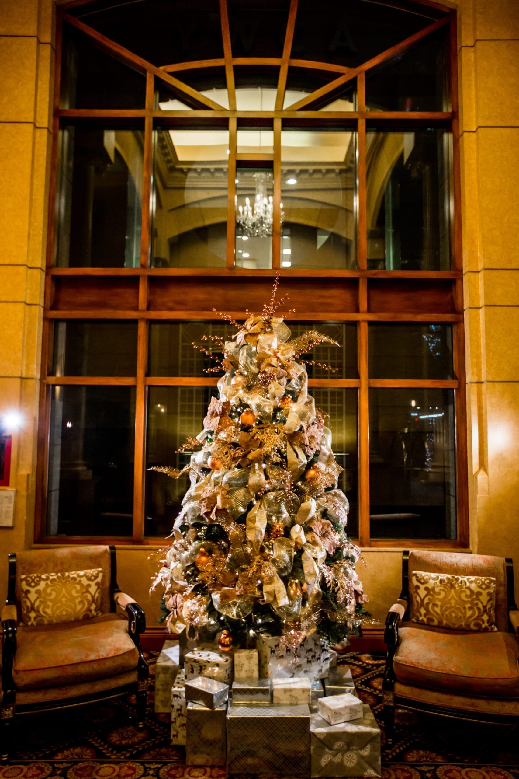 Hotel Le Soleil Vancouver Holiday Designs