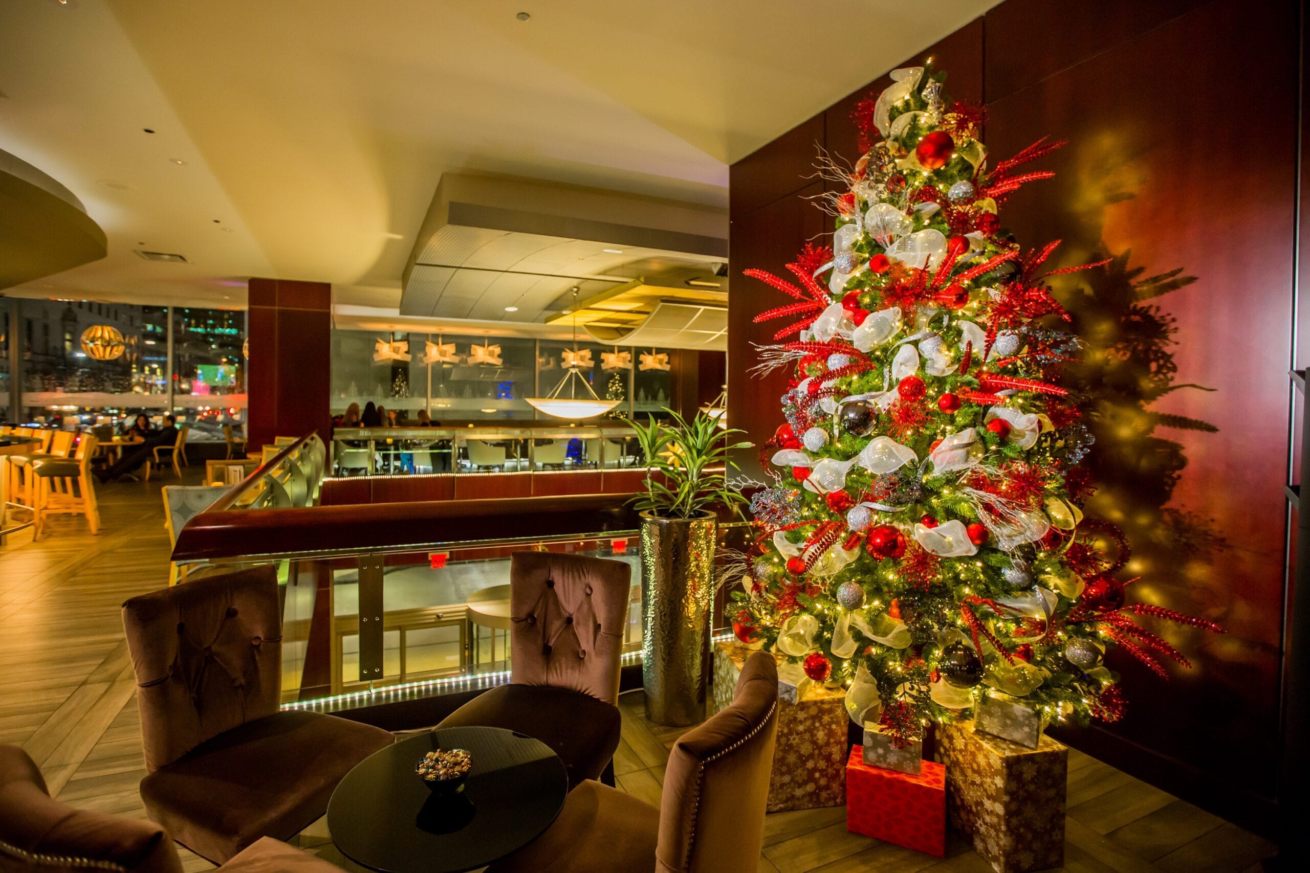 Magical Holiday Designs at the Hyatt Regency Vancouver Hotel